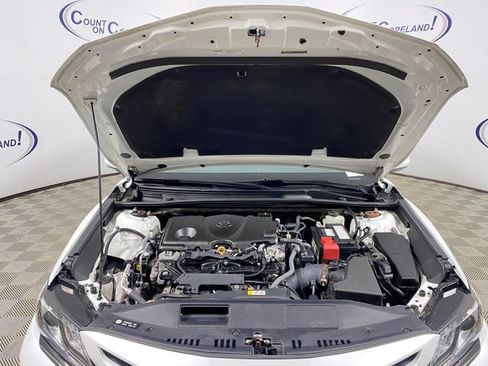 Used 2021 Toyota Camry XSE AWD/4WD image 24