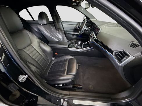 Used 2019 BMW 330i xDrive Sedan w/ Convenience Package image 29