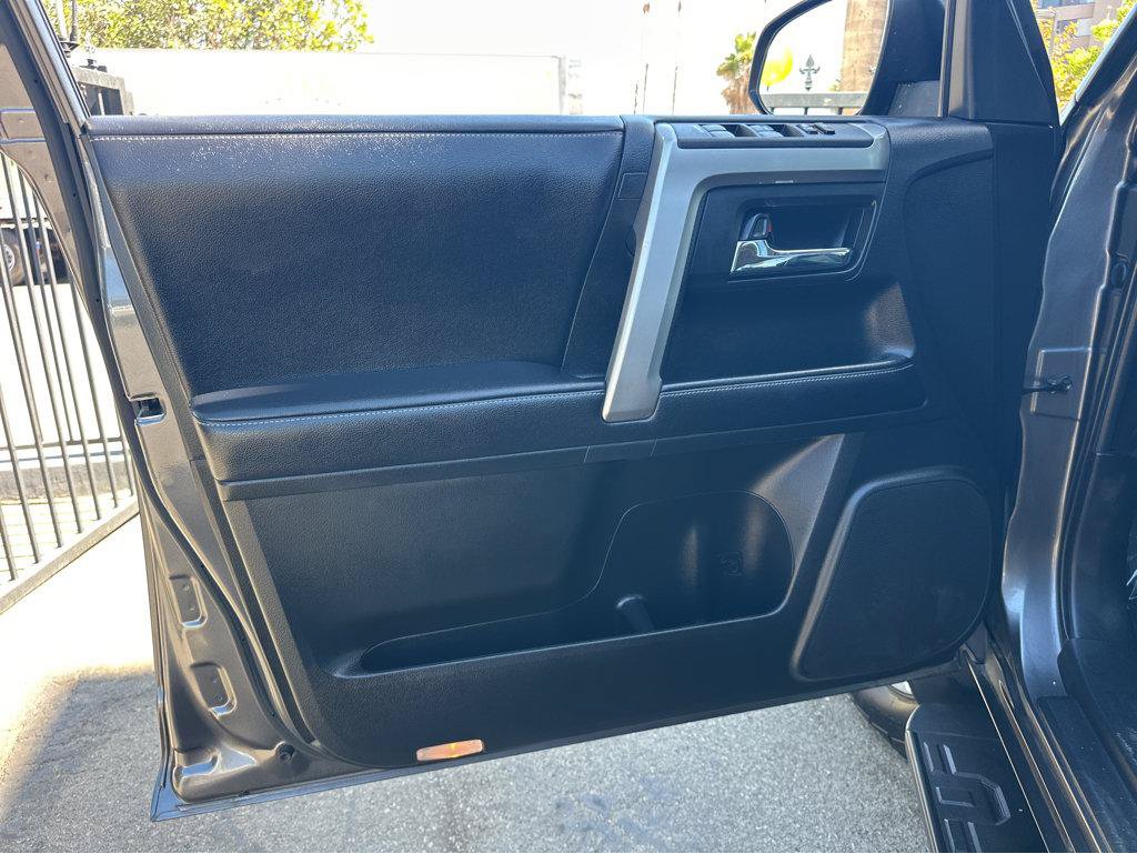 Used 2019 Toyota 4Runner SR5 Premium AWD/4WD image 15
