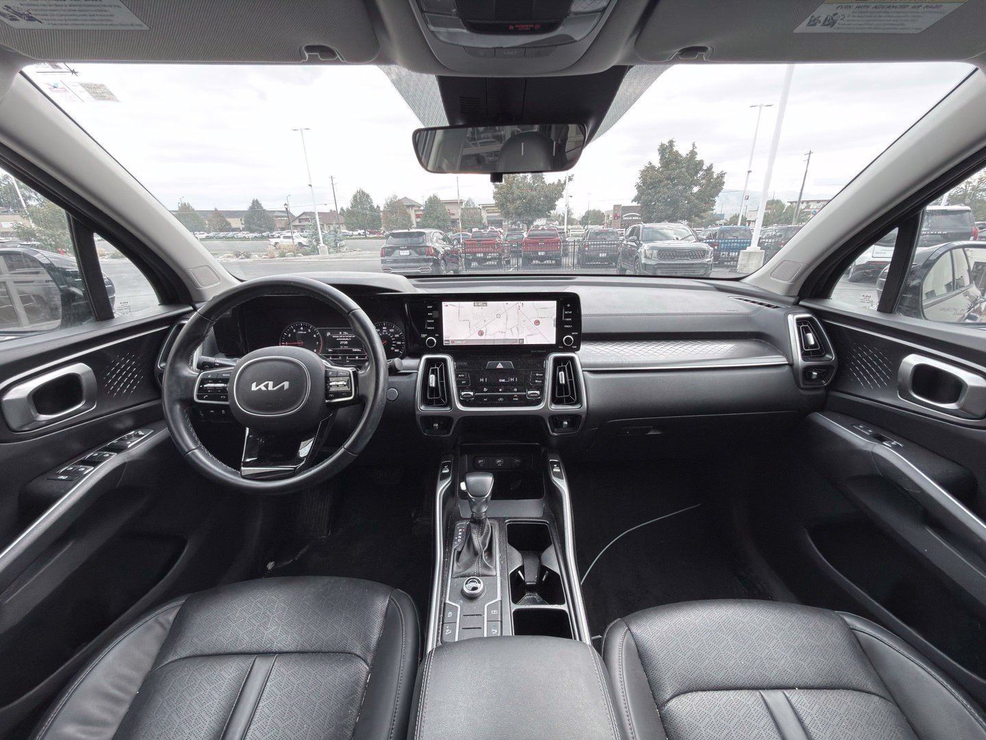 Used 2022 Kia Sorento S FWD image 8