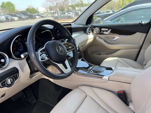 Certified 2021 Mercedes-Benz GLC 300 image 17