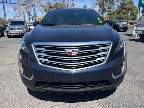 Used 2017 Cadillac XT5 Luxury w/ Driver Awareness Package FWD image 12