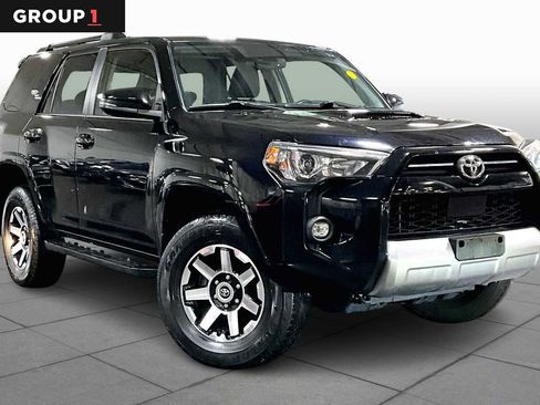 Certified 2023 Toyota 4Runner TRD Off-Road Premium image 2