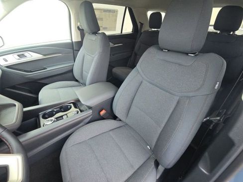 New 2026 Ford Explorer Active image 15