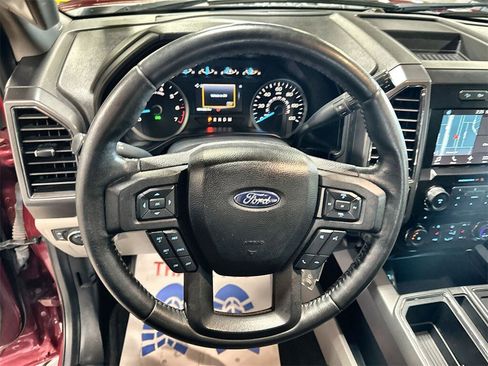 Used 2017 Ford F150 XLT w/ Equipment Group 302A Luxury image 17