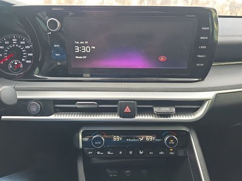 Used 2023 Kia K5 GT-Line image 11