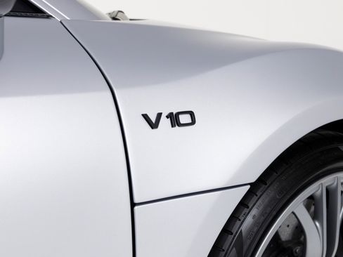 Used 2015 Audi R8 Competition image 57