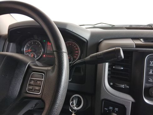 Used 2017 RAM 1500 4x4 Crew Cab w/ Protection Group image 22
