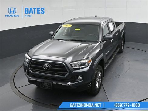 Used 2017 Toyota Tacoma SR5 image 55
