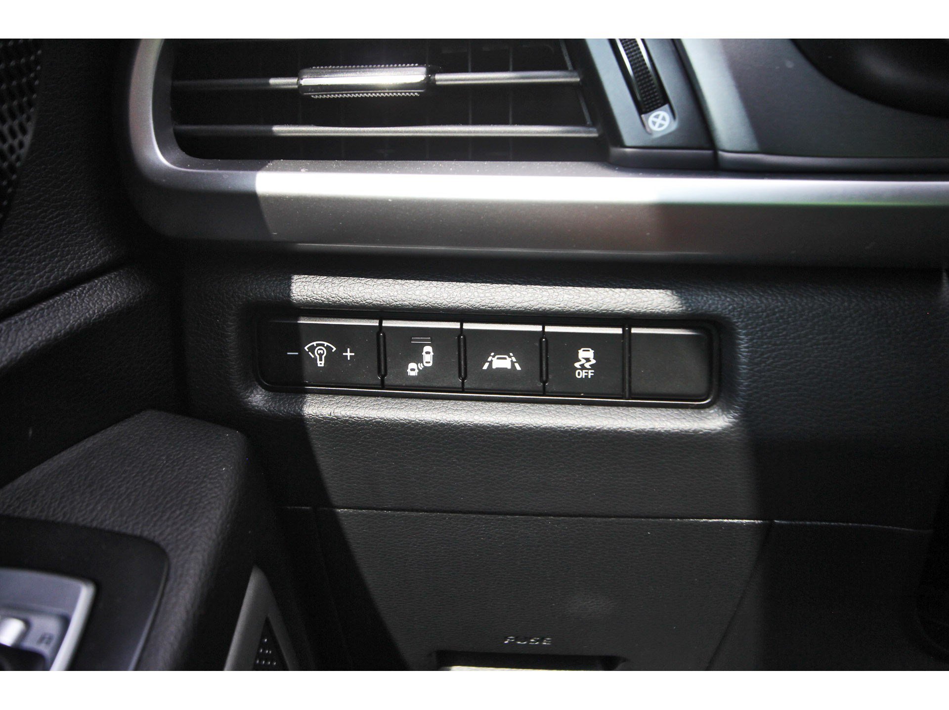 Used 2021 Kia Telluride S FWD image 22