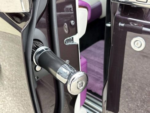 Used 2019 Rolls-Royce Phantom Sedan image 10