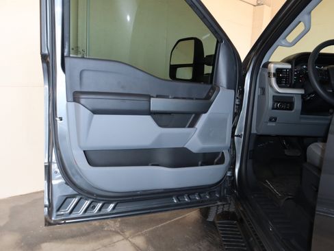 New 2026 Ford F250 XLT w/ FX4 Off-Road Package AWD/4WD image 32