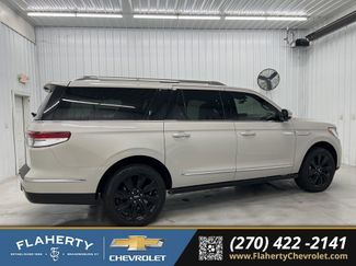 Used 2024 Lincoln Navigator L Reserve video 2