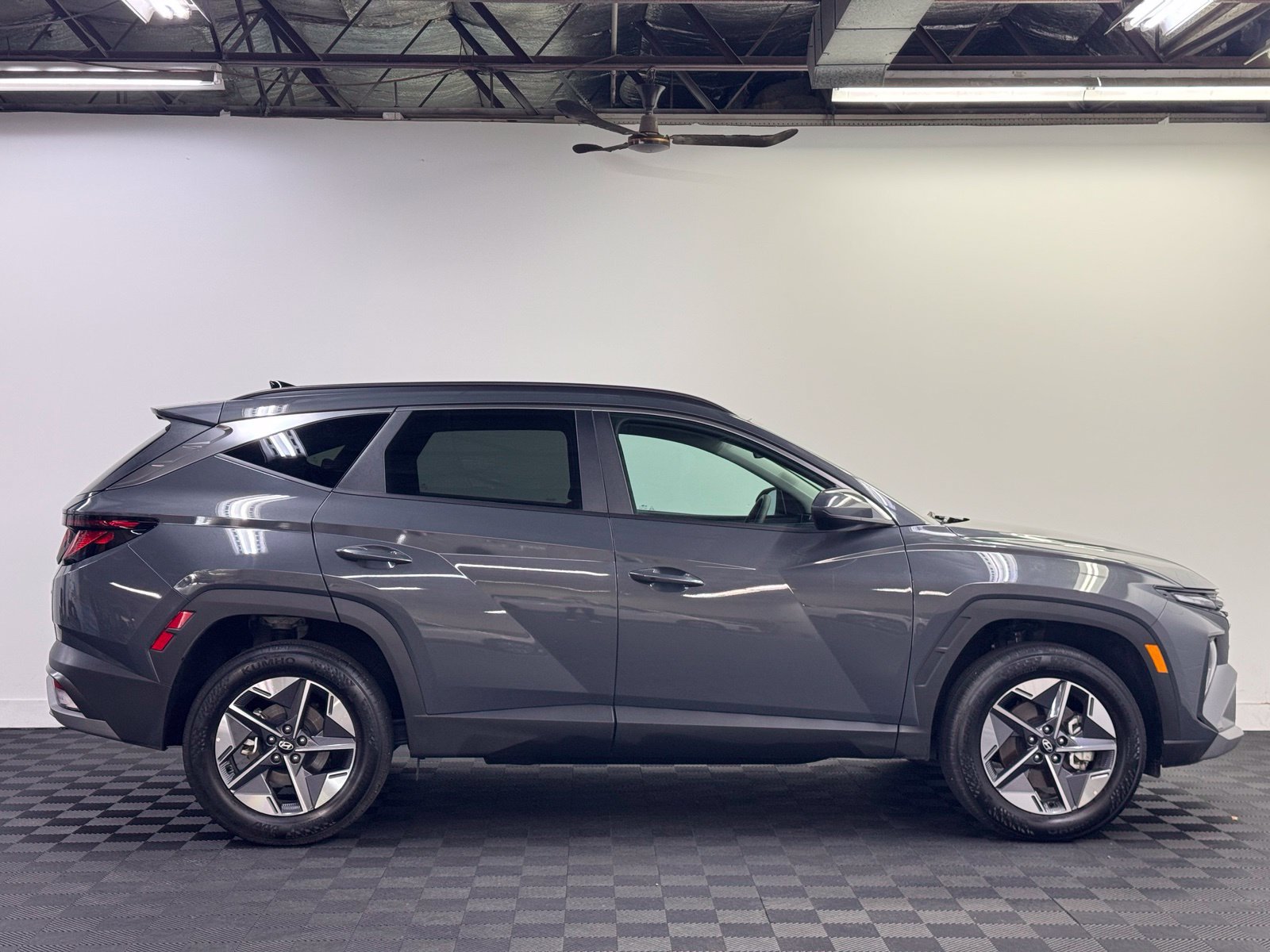 Used 2026 Hyundai Tucson SEL Plus AWD/4WD image 4