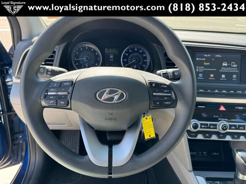 Used 2020 Hyundai Elantra SEL image 22