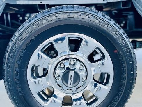 New 2026 Ford F350 Lariat w/ Lariat Ultimate Package image 7