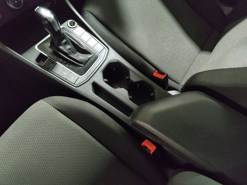 Used 2019 Volkswagen Jetta S FWD image 26