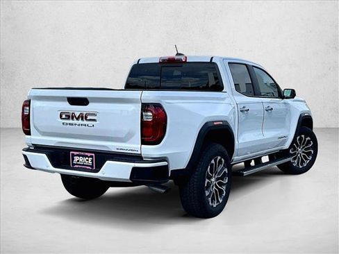 Used 2024 GMC Canyon Denali AWD/4WD image 2