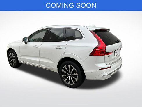 Certified 2023 Volvo XC60 B5 Plus w/ Climate Package image 5