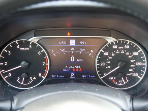 Used 2023 Nissan Altima 2.5 SL AWD/4WD image 12