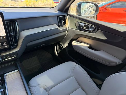 Used 2026 Volvo XC60 B5 Plus AWD/4WD image 13