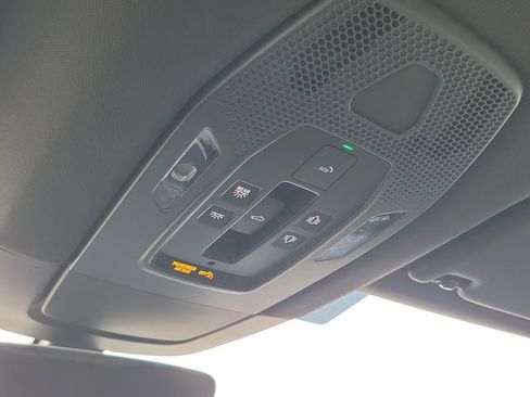 New 2026 Porsche Macan Electric image 35