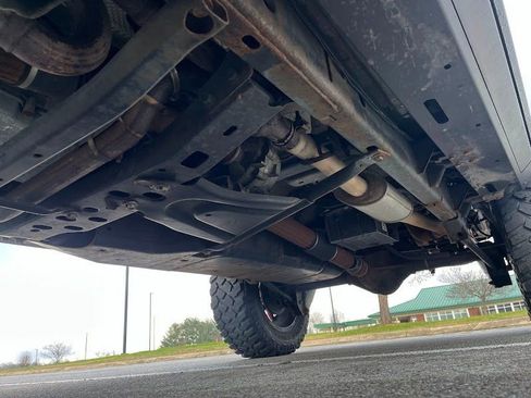 Used 2017 Jeep Wrangler Unlimited Rubicon w/ Connectivity Group image 48