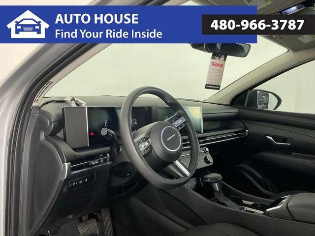 Used 2025 Hyundai Tucson SEL FWD image 12
