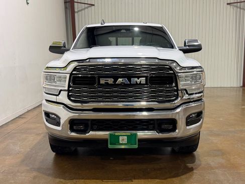 Used 2022 RAM 2500 Limited AWD/4WD image 2