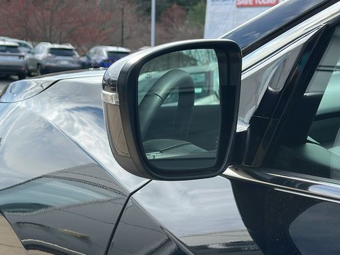 Certified 2024 Nissan Murano SV w/ SV Midnight Edition Package image 13