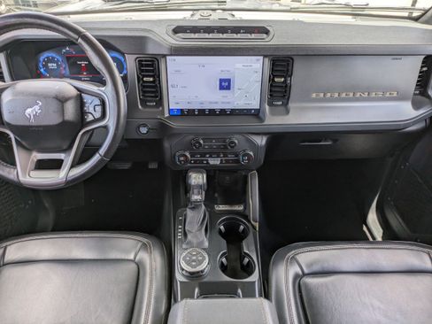 Certified 2025 Ford Bronco Badlands AWD/4WD image 14
