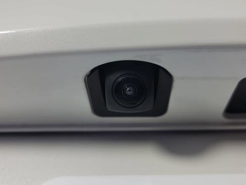 Certified 2025 Honda HR-V Sport image 7