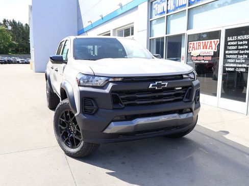 New 2026 Chevrolet Colorado Trail Boss AWD/4WD image 36
