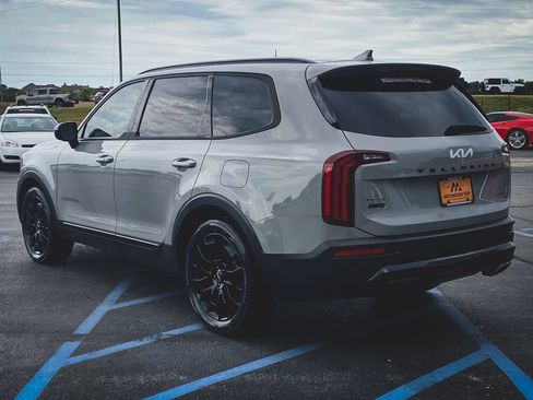 Used 2022 Kia Telluride SX w/ Nightfall Edition Package AWD/4WD image 9