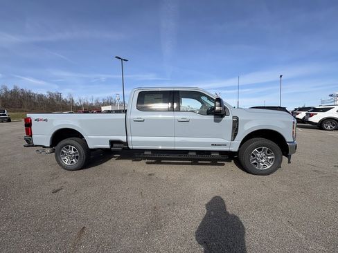 New 2026 Ford F250 Lariat w/ Lariat Premium Package image 6