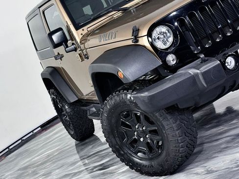 Used 2015 Jeep Wrangler Sport AWD/4WD image 4