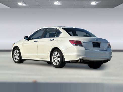 Used 2009 Honda Accord EX-L image 3