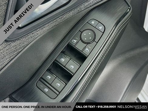 Certified 2022 Nissan Rogue SV image 17