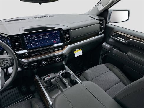 New 2026 GMC Sierra 1500 Elevation image 24