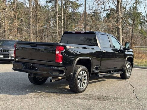 Used 2024 Chevrolet Silverado 2500 Custom w/ Custom Value Package image 21