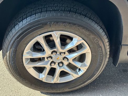 Used 2019 Chevrolet Traverse LT AWD/4WD image 11
