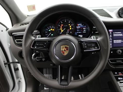 Used 2023 Porsche Macan Turbo AWD/4WD image 17