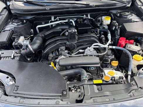 Used 2022 Subaru Outback Premium image 13