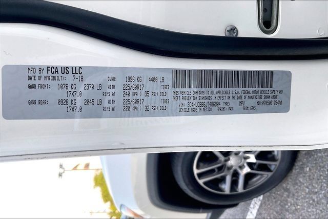 Used 2018 Jeep Compass Latitude w/ Popular Equipment Group FWD image 8