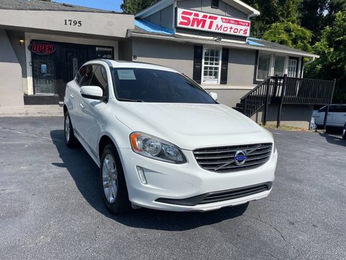 Used 2016 Volvo XC60 T5 Premier FWD image 4