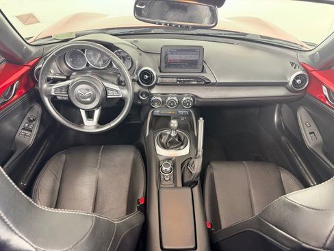 Used 2021 MAZDA MX-5 Miata Grand Touring image 15