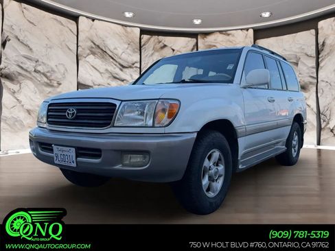 Used 2000 Toyota Land Cruiser AWD/4WD image 1