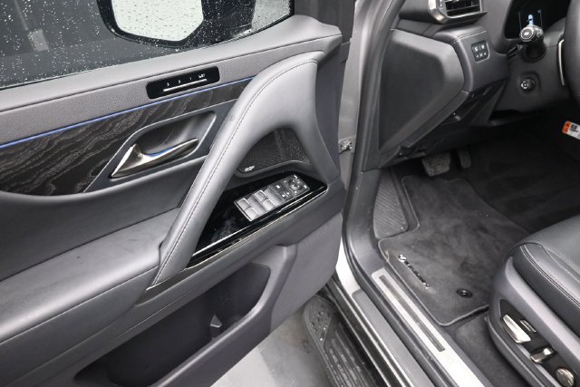 Used 2026 Lexus LX 600 4WD w/ Appearance Package image 20
