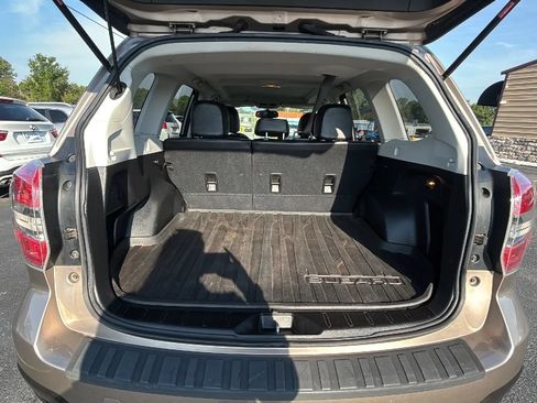 Used 2014 Subaru Forester 2.5i Limited w/ Popular Package #2 AWD/4WD image 28