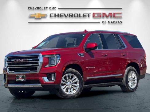 Used 2024 GMC Yukon SLT AWD/4WD image 7